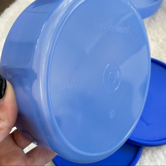 Tupperware (matching x 4) - Picture 7 of 9